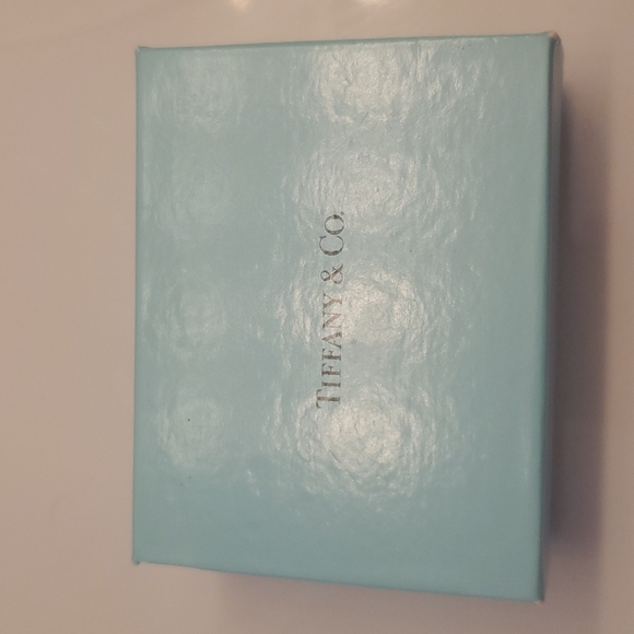 Tiffany new bagged boxed was mine never used gorgeous Paloma Picasso heart ❤️ - Picture 5 of 6